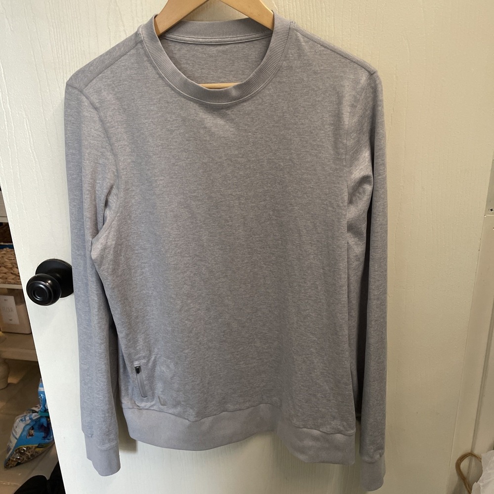 Vuori Ponto Performance Crew Activewear Size M